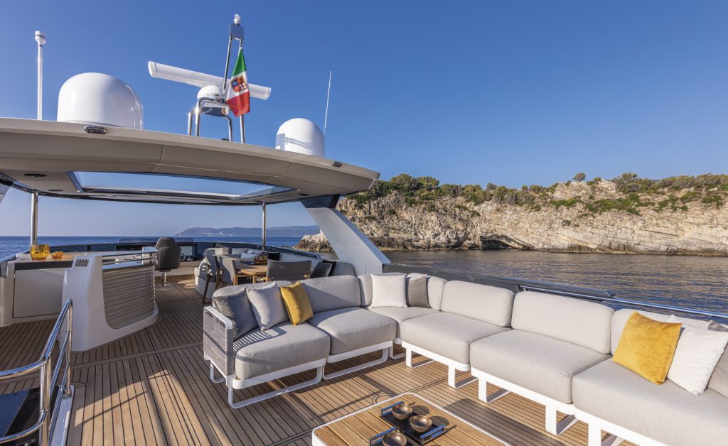 Absolute Navetta64 07