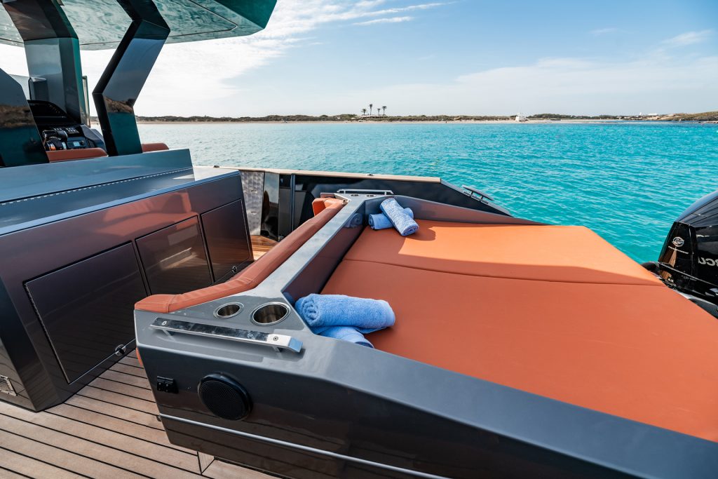 Boat2 019